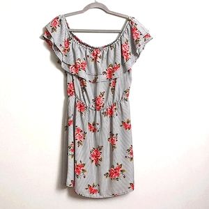 Discovery Co. Floral Dress Junior size large
